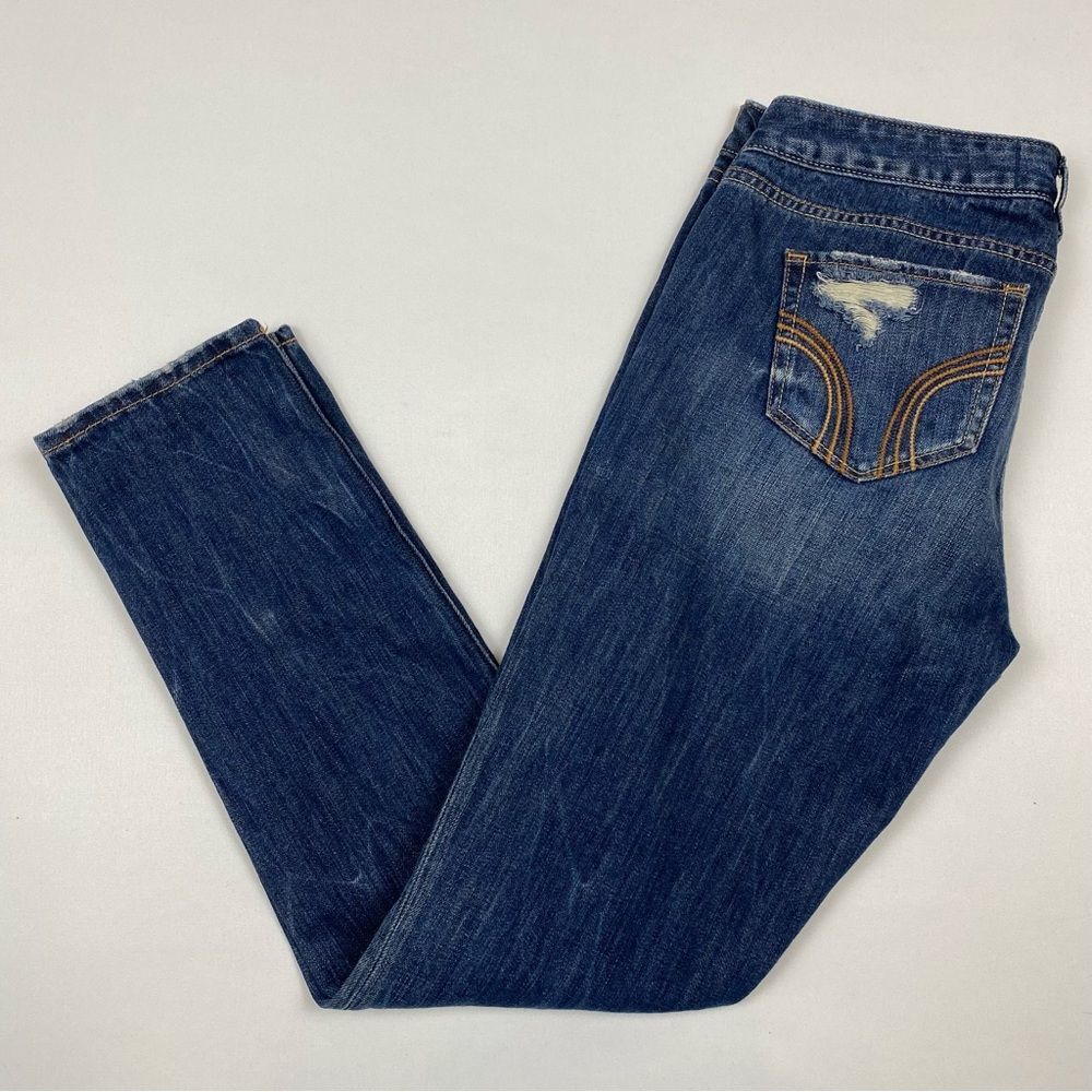 Hollister Ripped Jeans - Picture 3 of 5